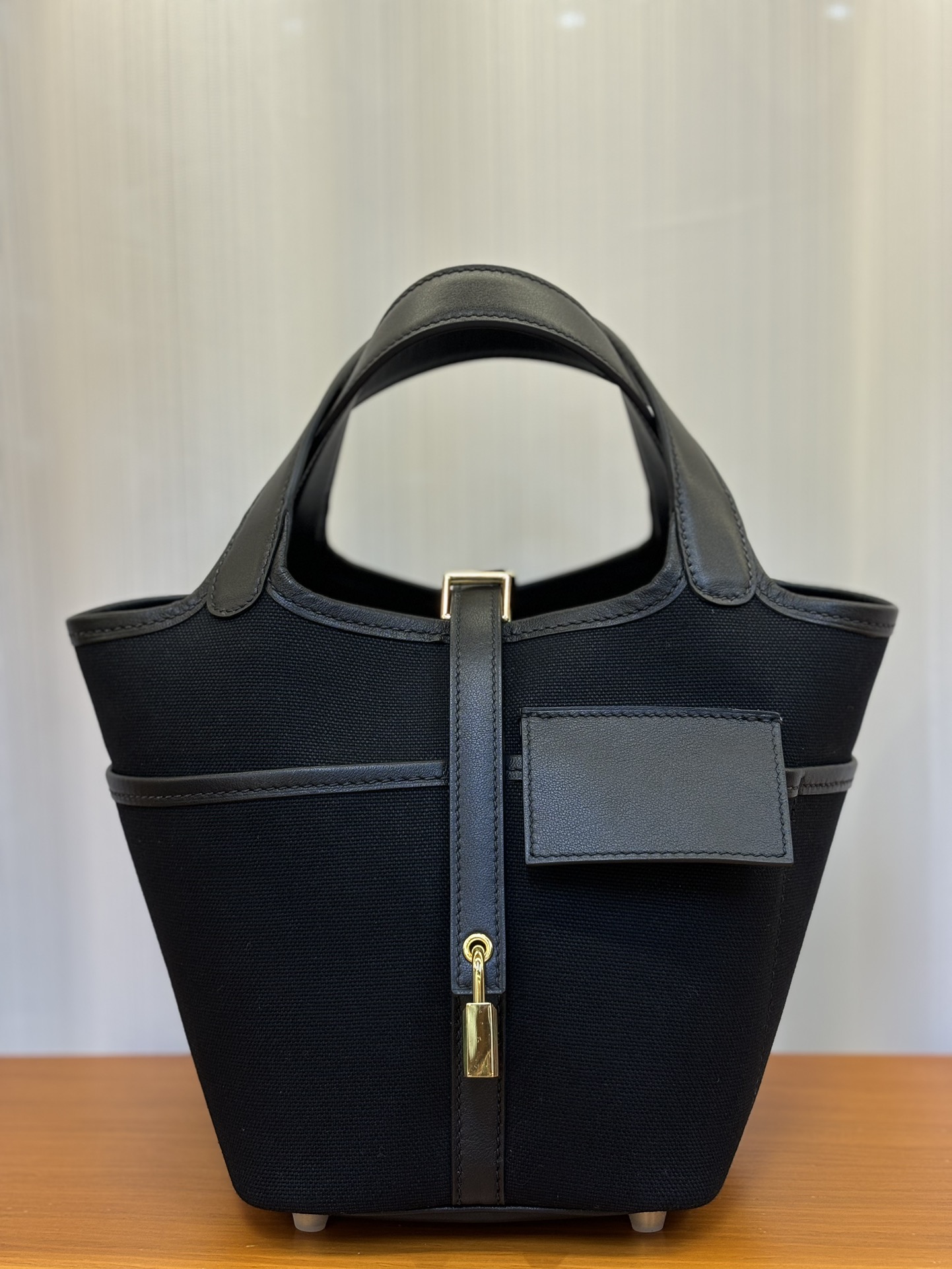 Hermes Picotin Lock 18 Pocket Bag In Black 